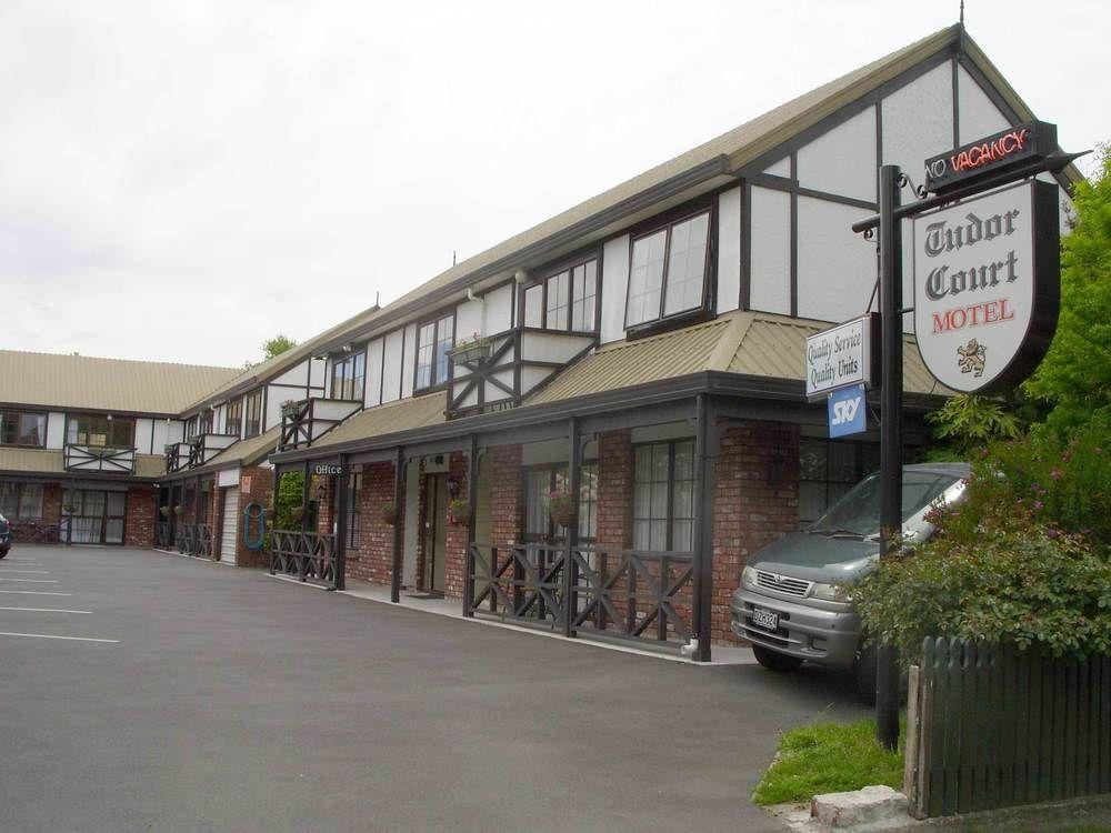 Tudor Court Motel Christchurch Zewnętrze zdjęcie