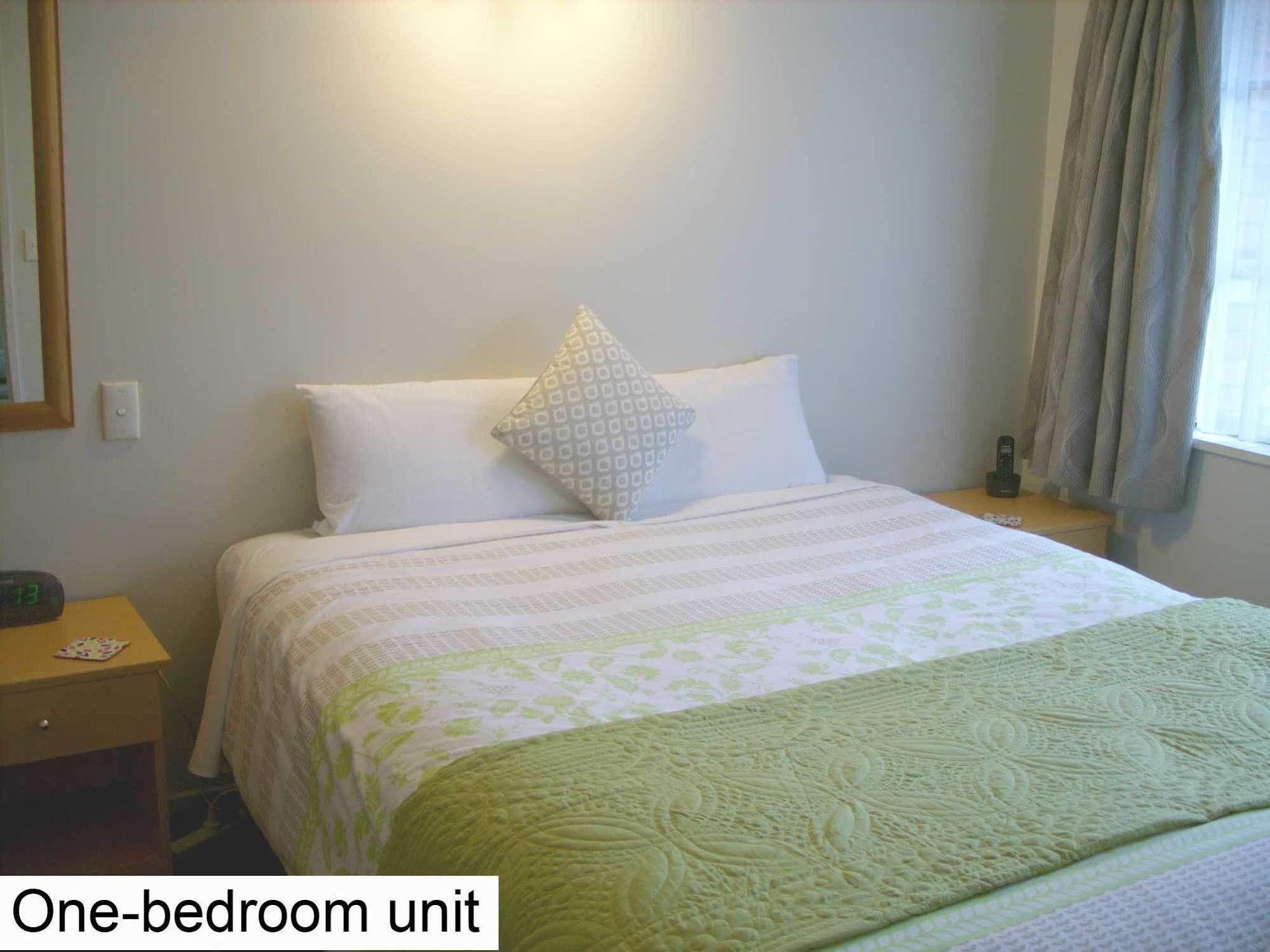 Tudor Court Motel Christchurch Zewnętrze zdjęcie