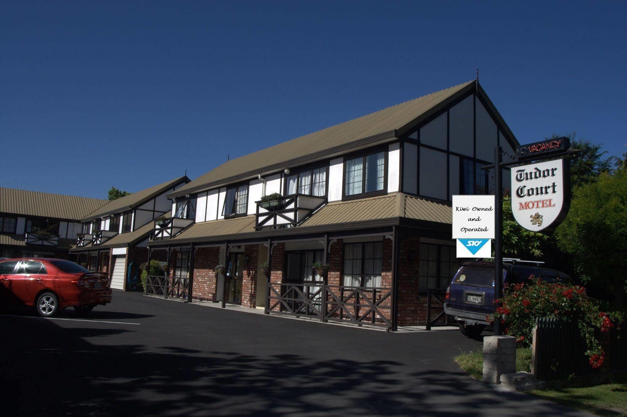 Tudor Court Motel Christchurch Zewnętrze zdjęcie